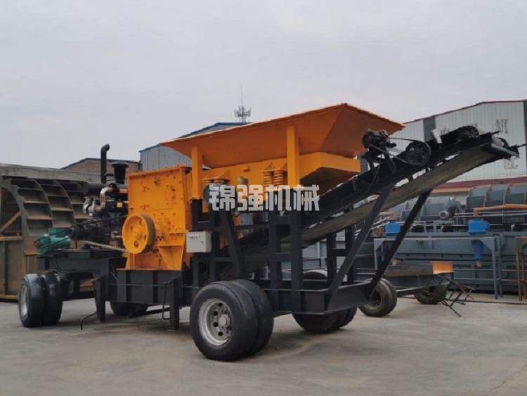 投資這樣的移動式建筑垃圾破碎機(jī)多少錢一臺?(圖4)
